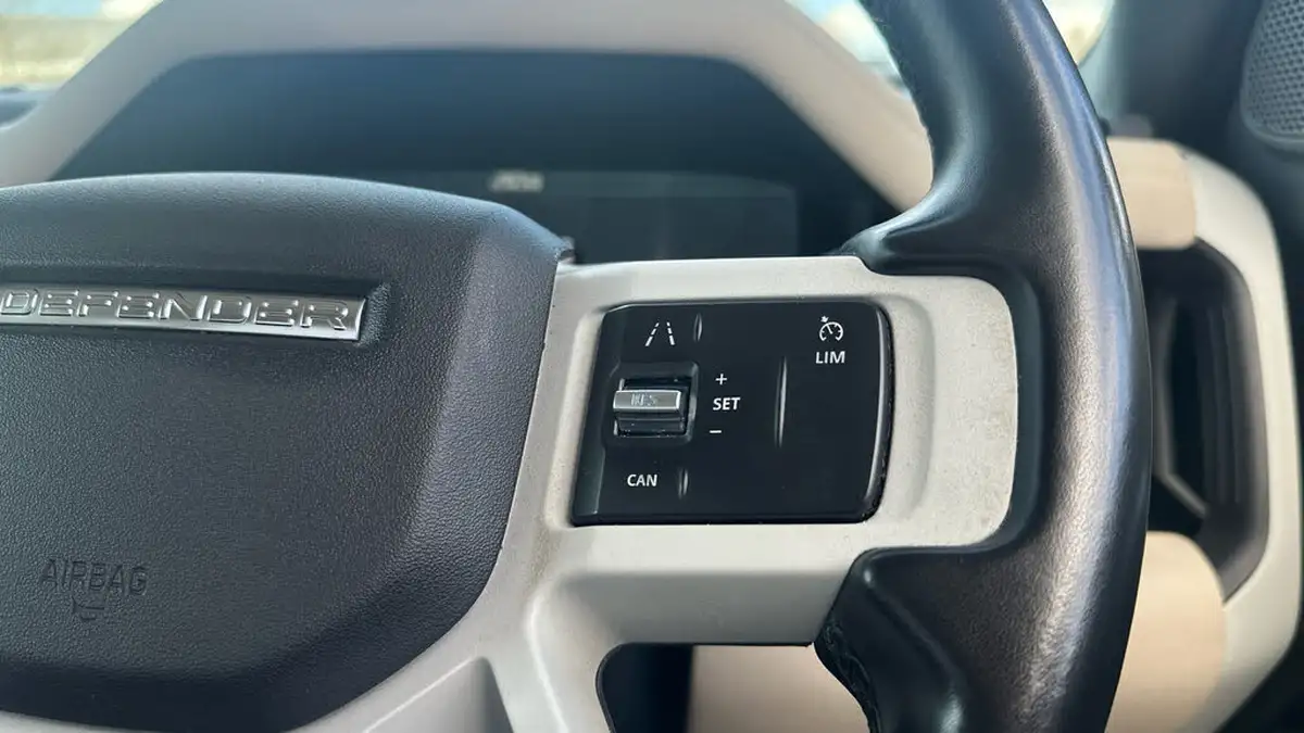 2021-land-rover-110-defender-30-d250-hard-top-s-110-big-23