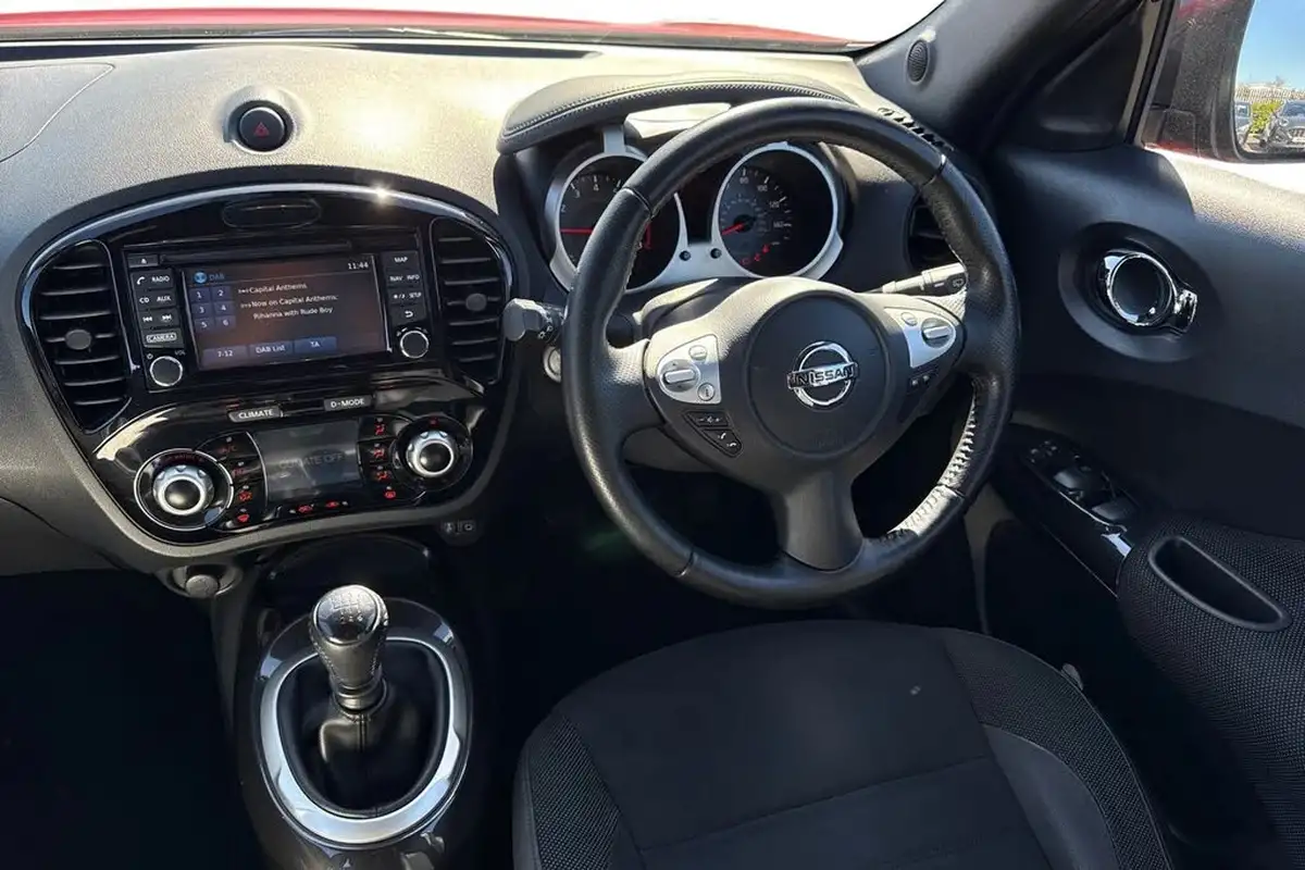 2018-nissan-juke-12-dig-t-n-connecta-ss-big-17