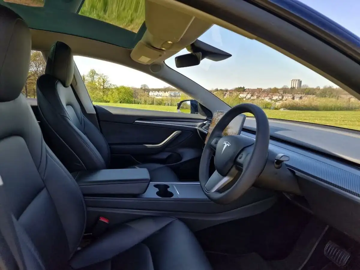 2021-tesla-model-3-e-standard-plus-big-6