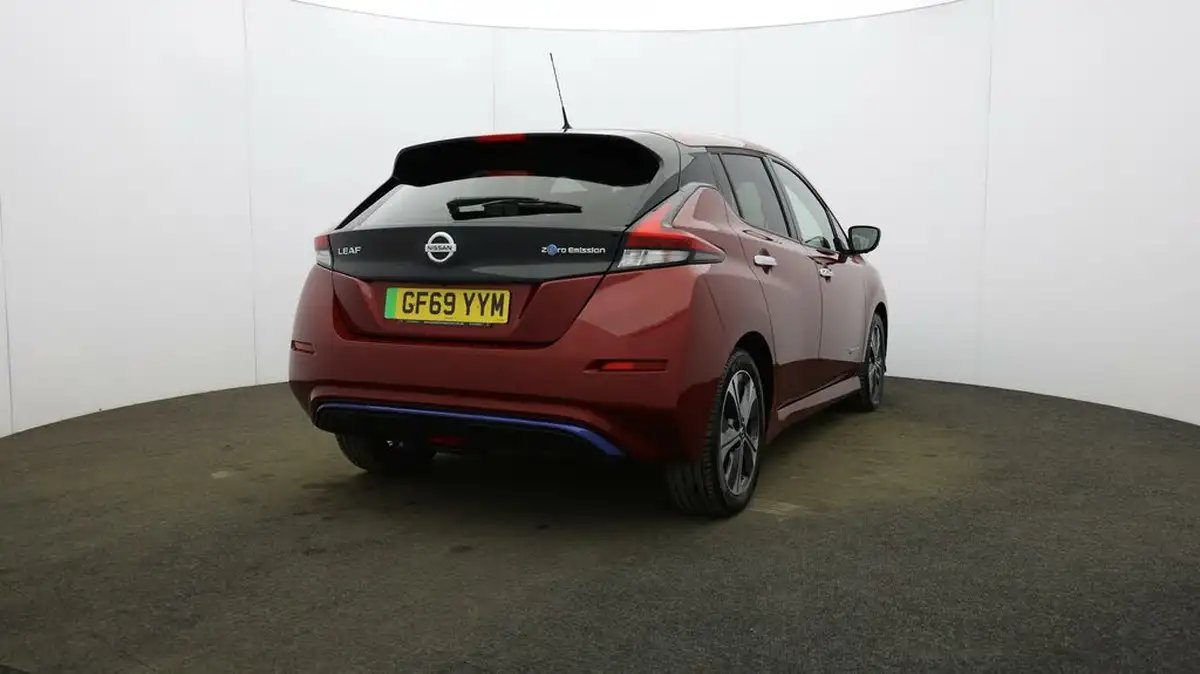 2019-nissan-leaf-e-n-connecta-big-51