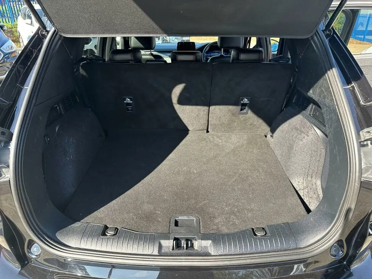 2020-ford-kuga-25t-st-line-big-18