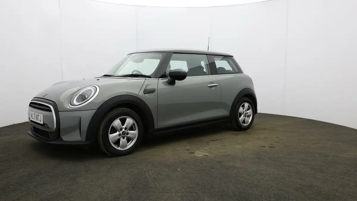 2021-mini-cooper-15-cooper-classic-hatchback-3d-big-28