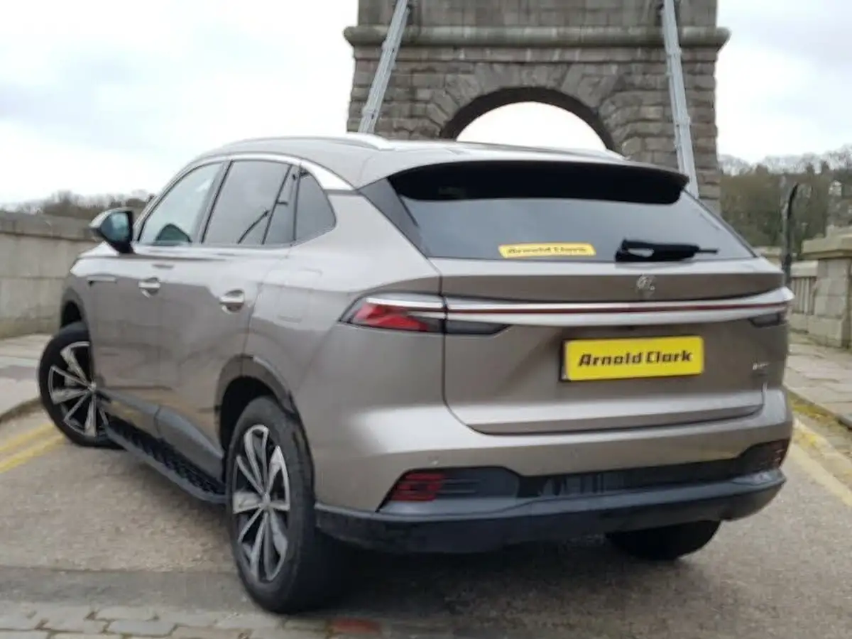 2024-mg-hs-15t-gdi-trophy-273ps-plug-in-hybrid-1496cc-auto-big-1