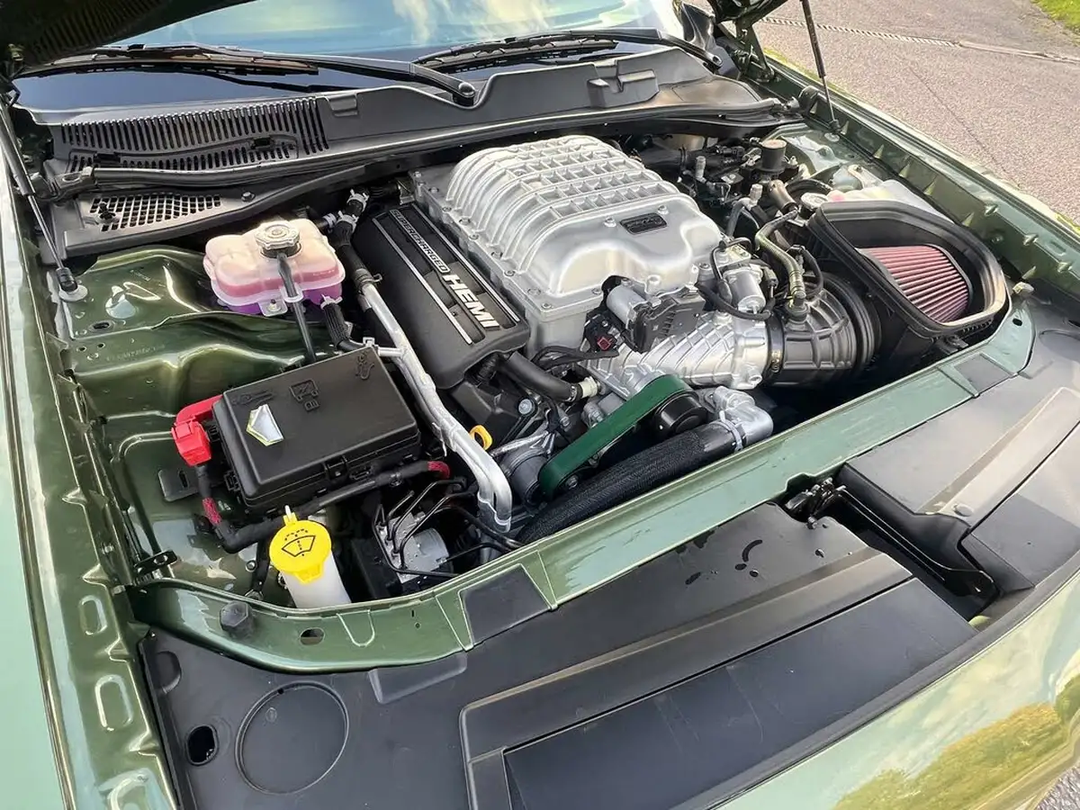 2023-dodge-challenger-jailbreak-big-8