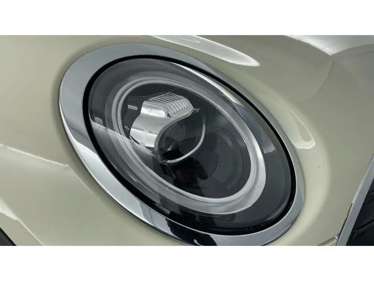 2020-mini-clubman-15-cooper-classic-big-22