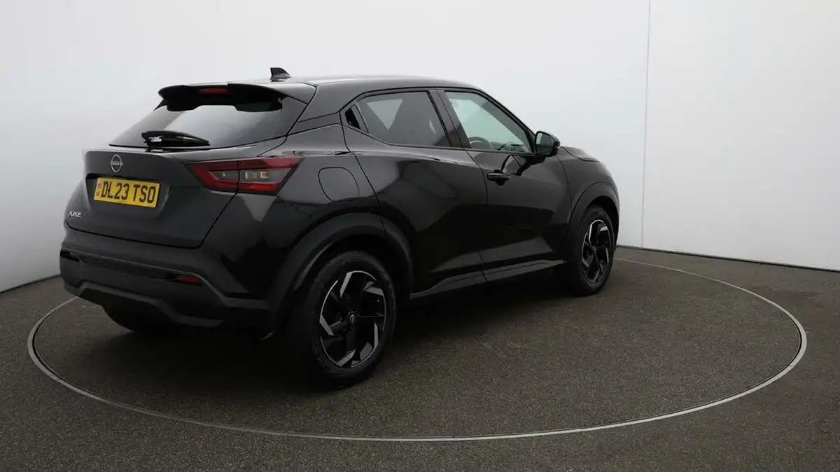 2023-nissan-juke-10-dig-t-n-connecta-big-7