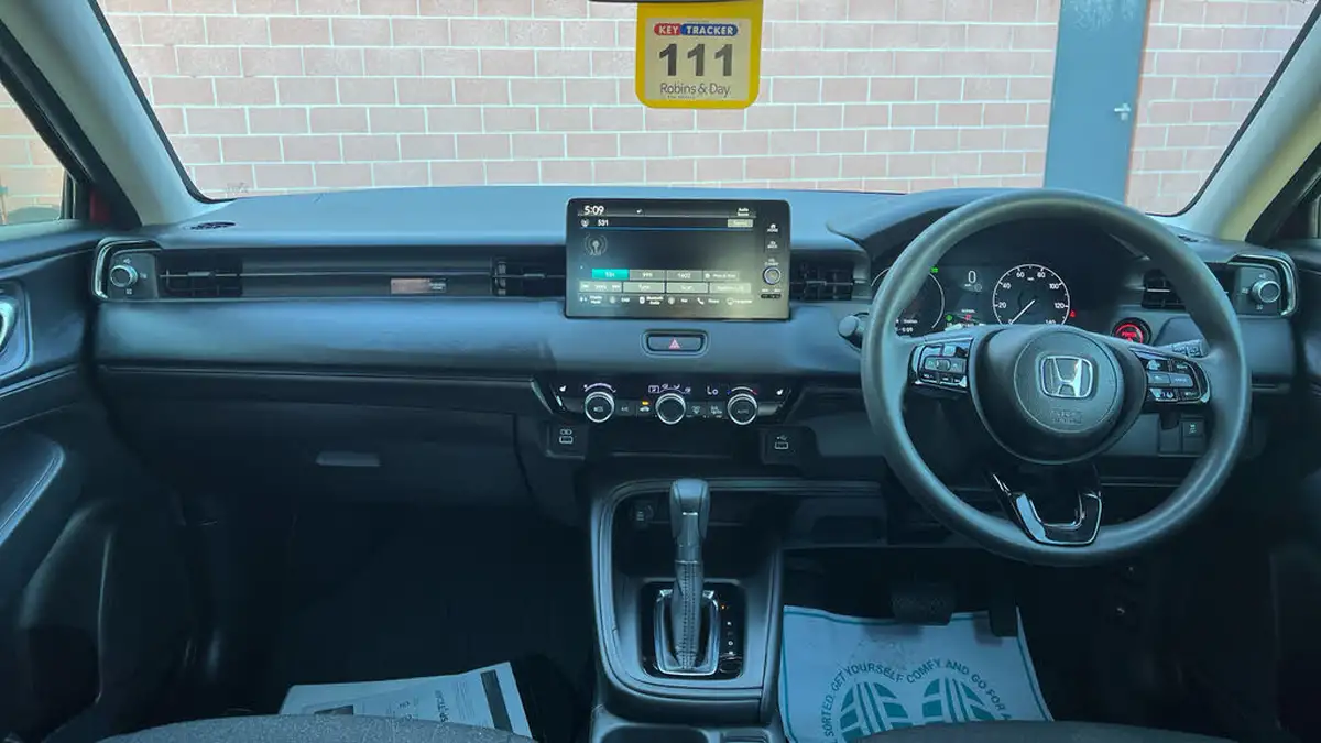 2024-honda-hr-v-15-i-mmd-elegance-big-3
