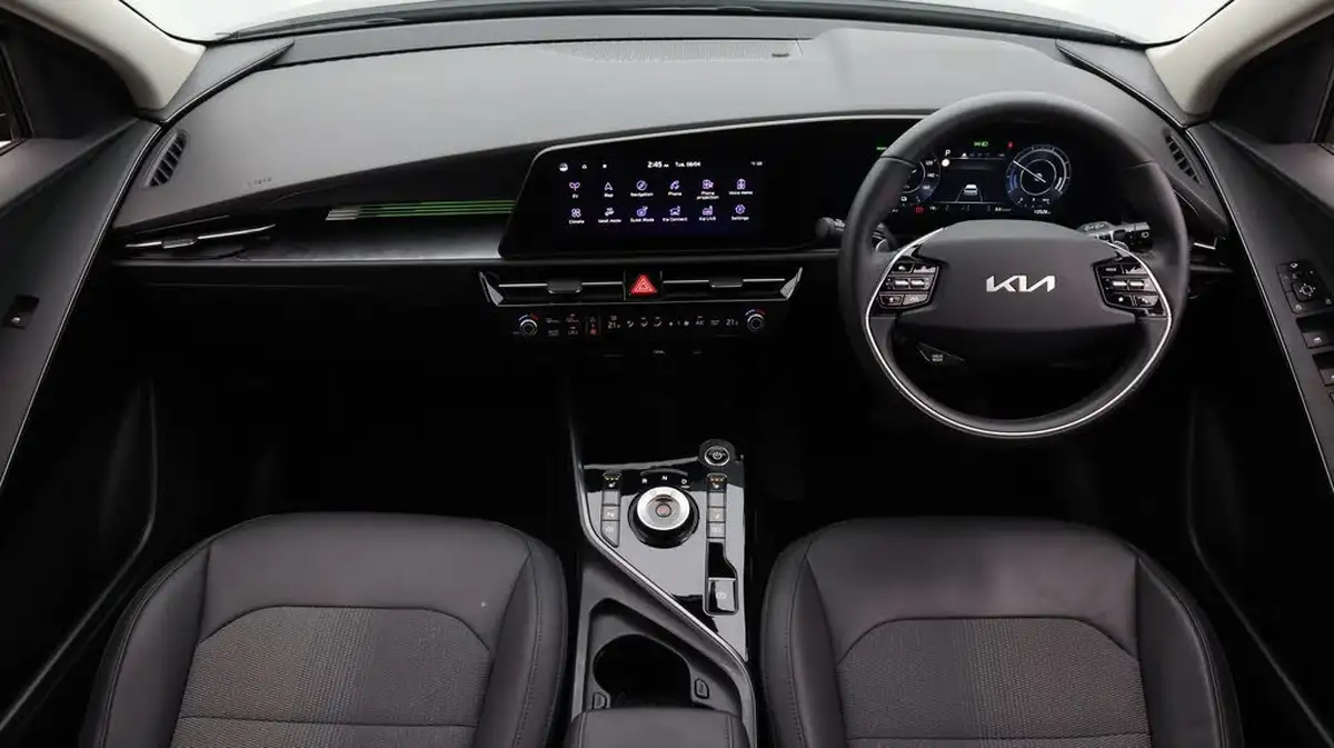2022-kia-e-niro-ev-3-big-13