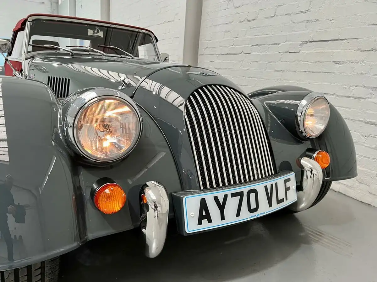2020-morgan-roadster-37-big-24