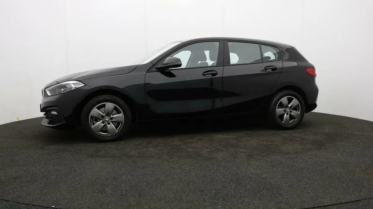 2021-bmw-1-series-15-118i-se-lcp-big-52