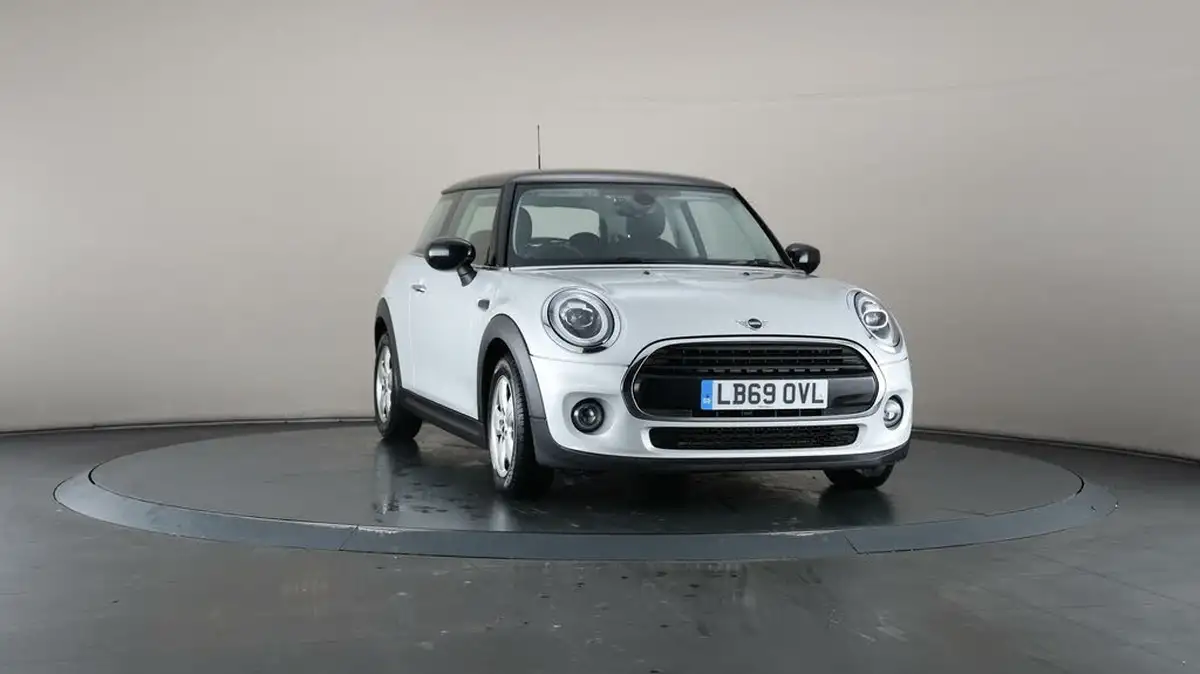 2019-mini-cooper-15-cooper-classic-hatchback-3d-auto-big-43