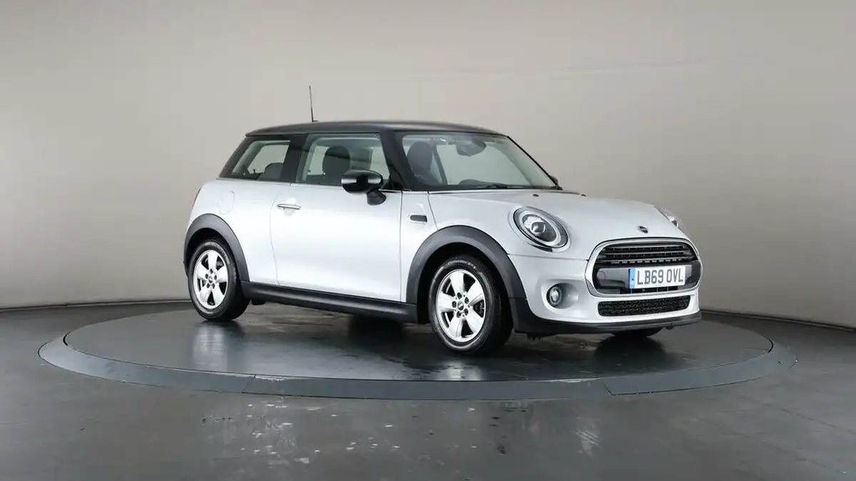 2019-mini-cooper-15-cooper-classic-hatchback-3d-auto-big-1