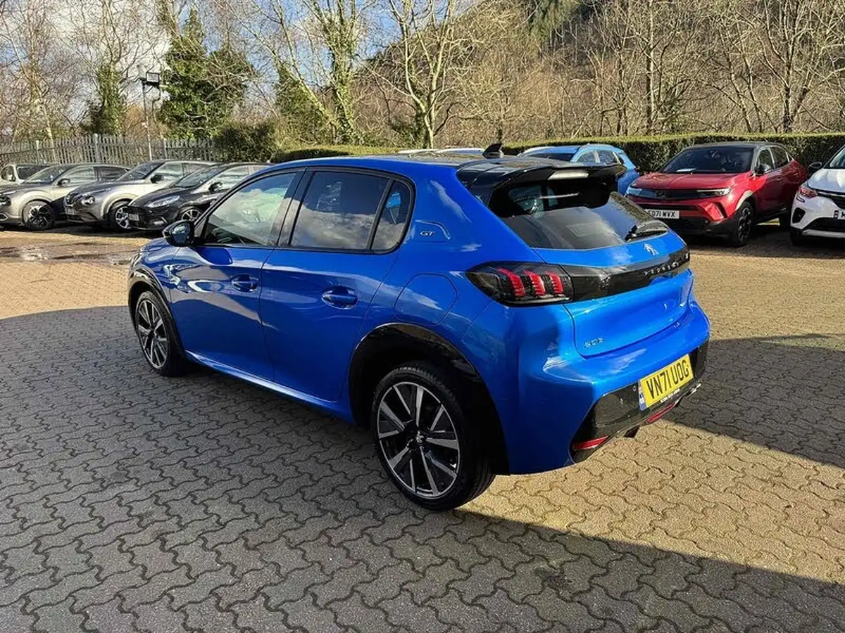 2021-peugeot-208-12-puretech-gt-130bhp-eat8-big-2