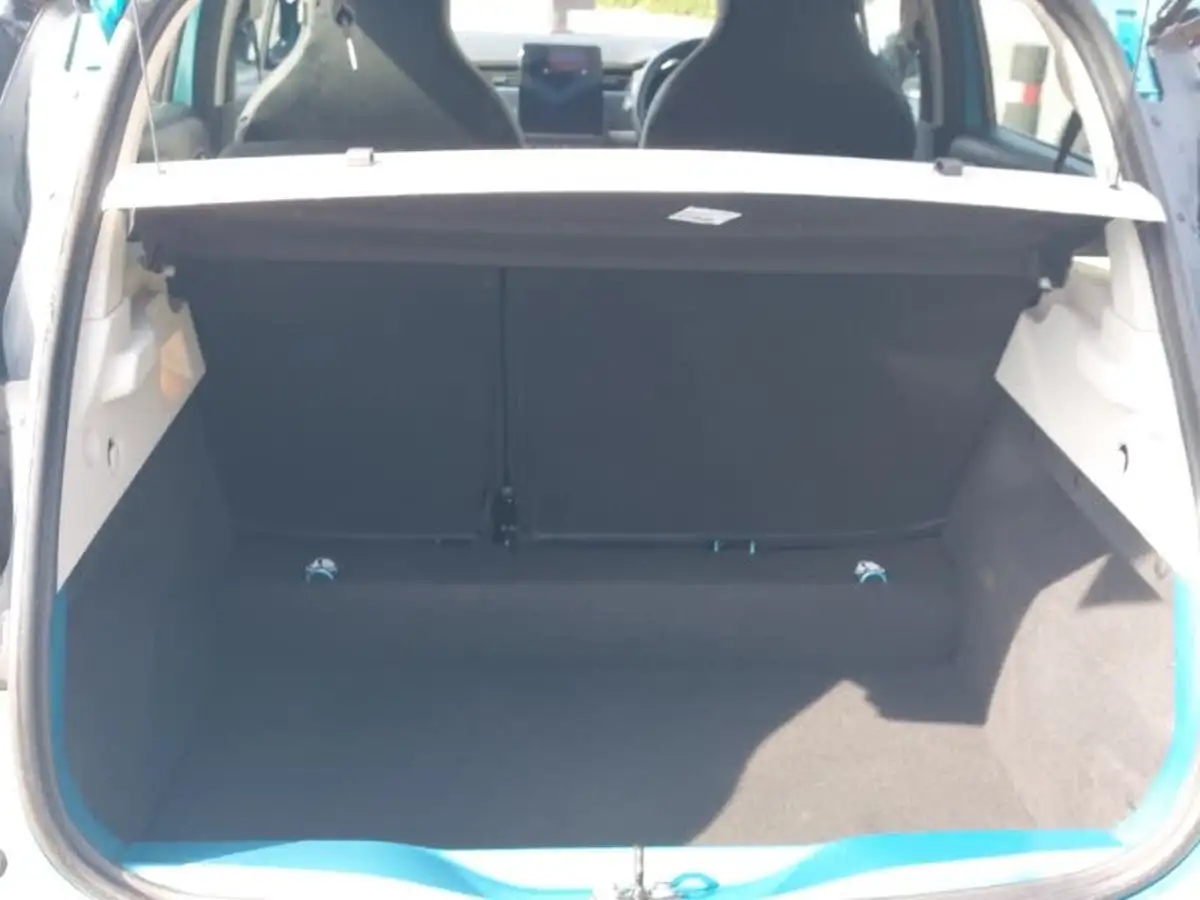 2020-renault-zoe-e-i-gt-line-rapid-charge-big-6