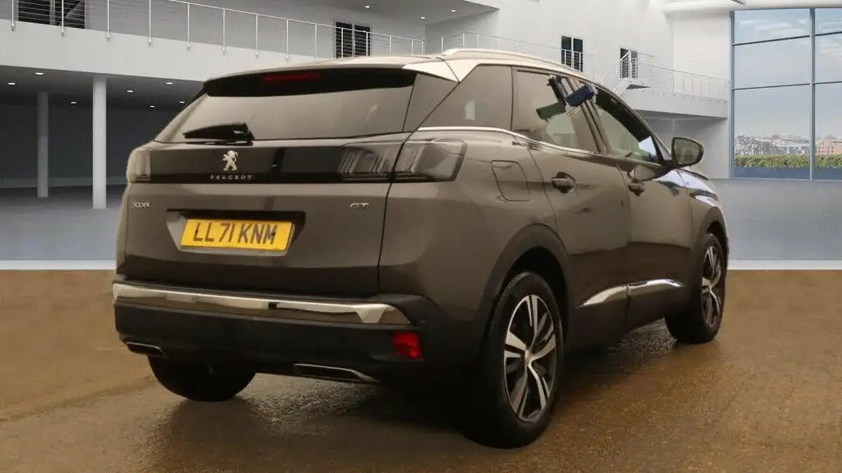 2021-peugeot-3008-suv-12-puretech-gt-big-3