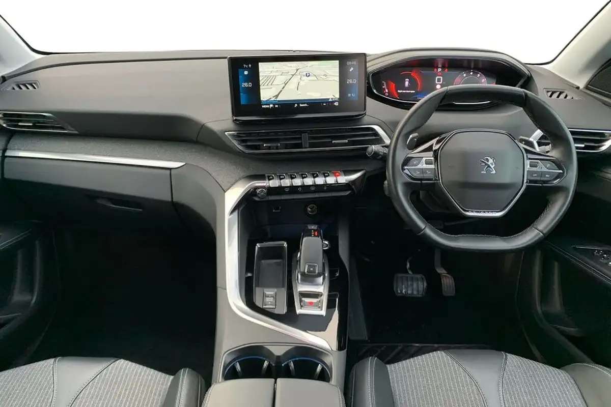 2021-peugeot-3008-suv-12-puretech-allure-premium-eat8-big-10