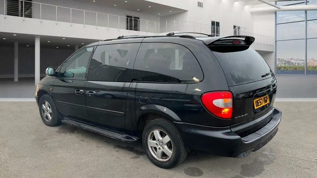 2007-chrysler-grand-voyager-28td-executive-xs-big-3