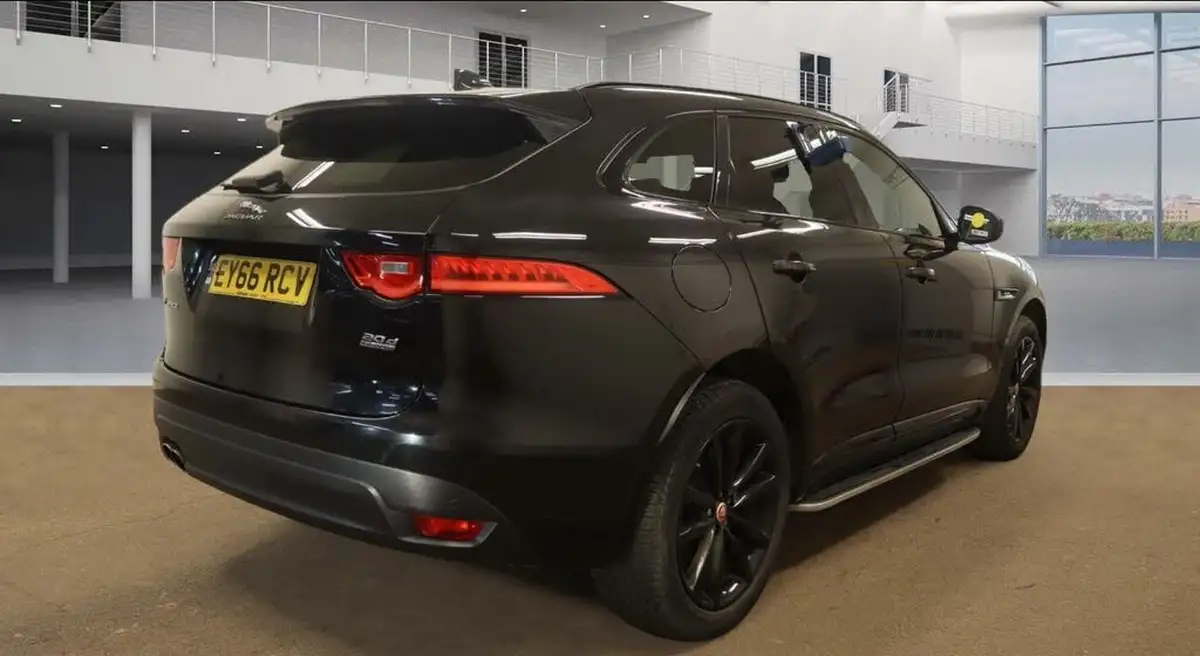 2016-jaguar-f-pace-20-i4d-r-sport-awd-auto-big-4