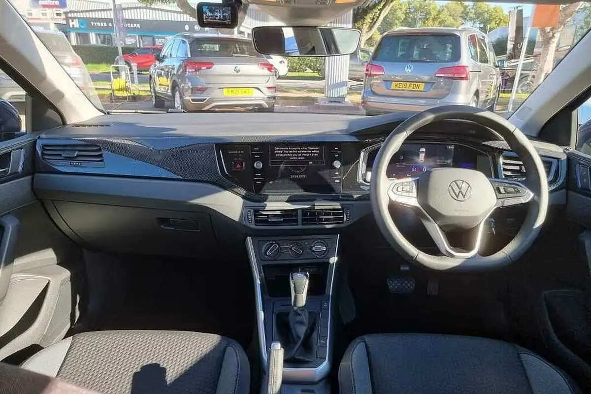 2022-volkswagen-polo-10-tsi-life-dsg-big-10
