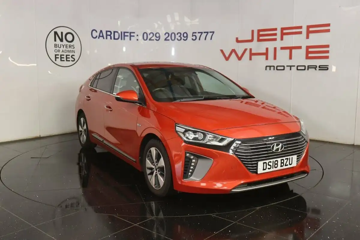 2018-hyundai-ioniq-16-gdi-premium-plug-in-hybrid-big-0