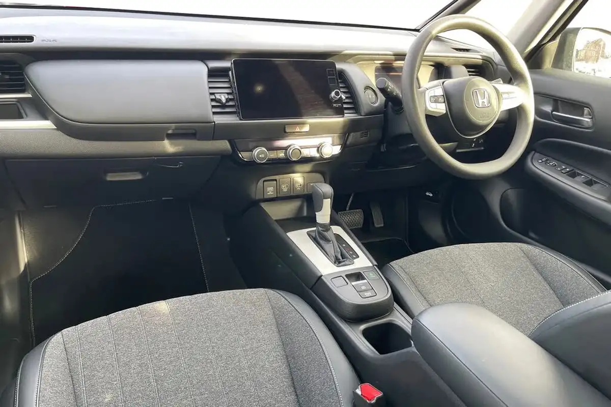 2022-honda-jazz-15-i-mmd-sr-109ps-big-15