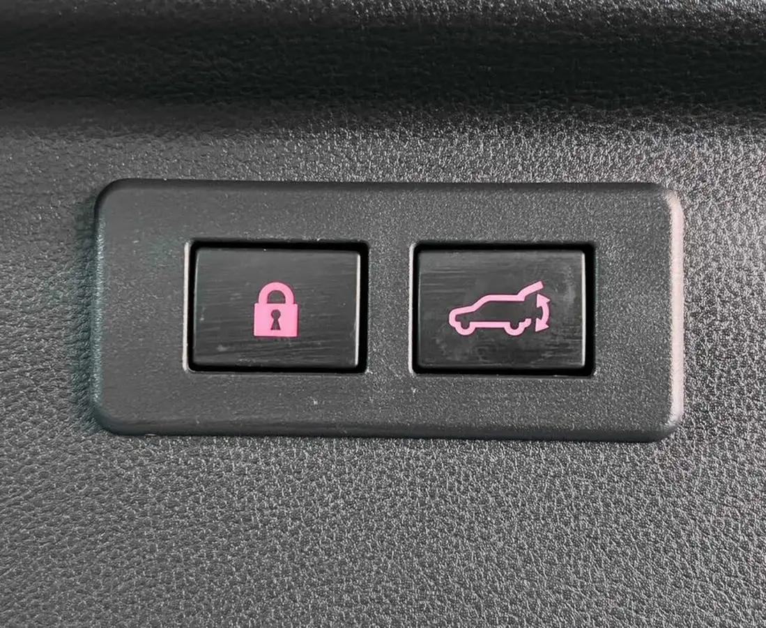 2021-subaru-forester-20-e-boxer-xe-premium-big-41