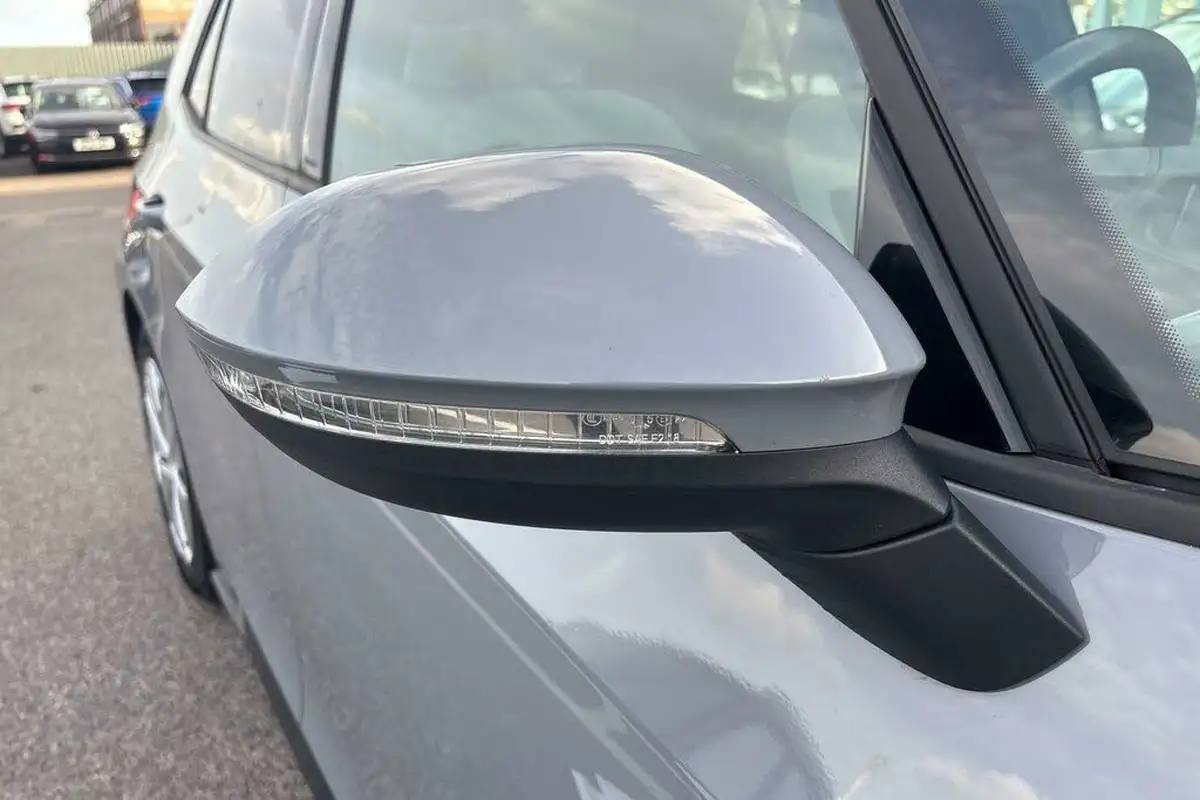 2021-volkswagen-id3-e-family-145ps-big-49