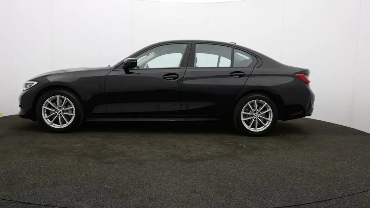 2020-bmw-3-series-20-330e-se-pro-saloon-4d-big-60