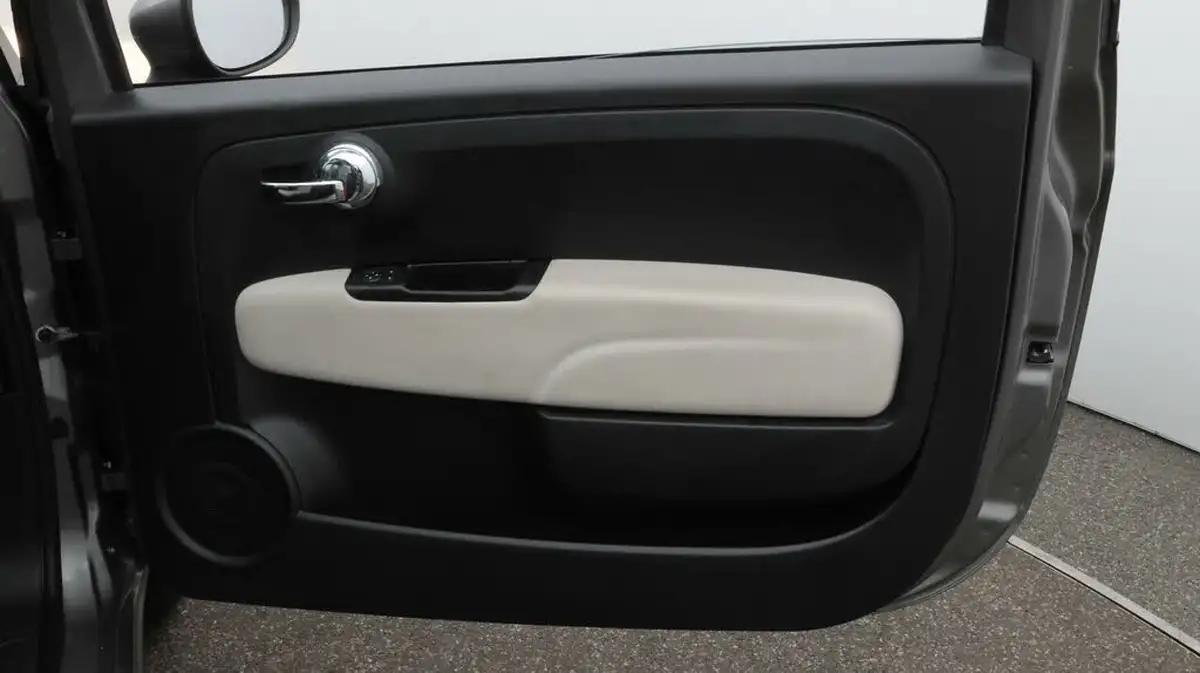 2022-fiat-500-10-dolcevita-big-15