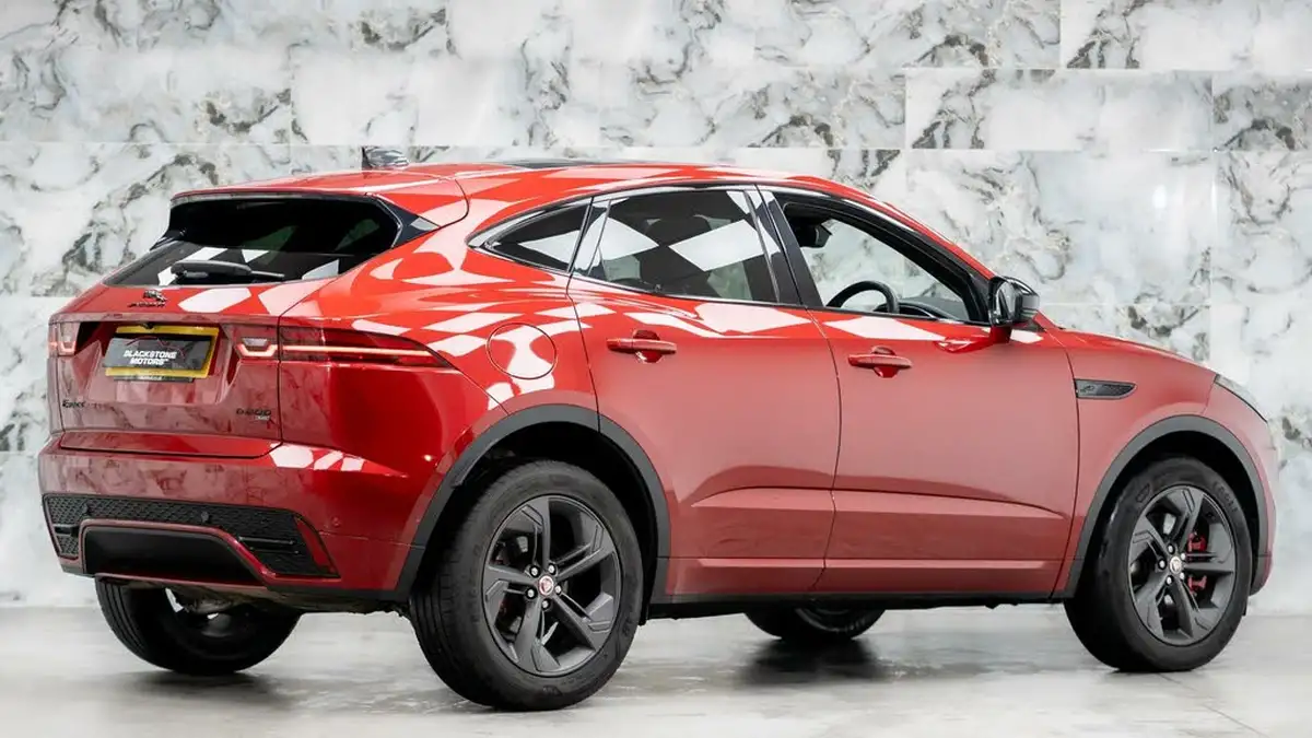 2022-jaguar-e-pace-20-d200-r-dynamic-black-big-8
