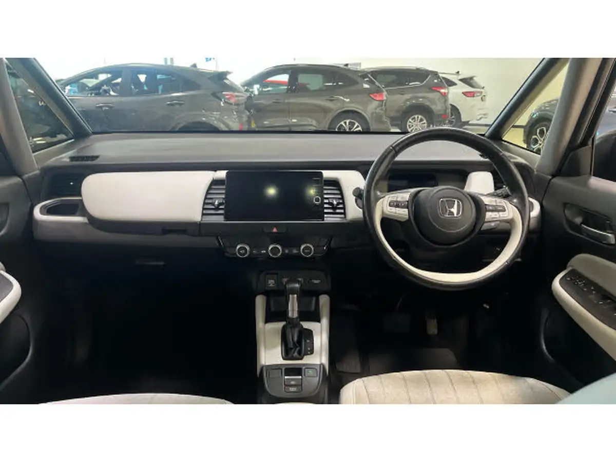 2022-honda-jazz-15-i-mmd-ex-107ps-big-9
