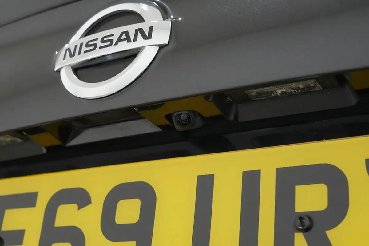 2019-nissan-qashqai-13-dig-t-tekna-160ps-dct-big-11