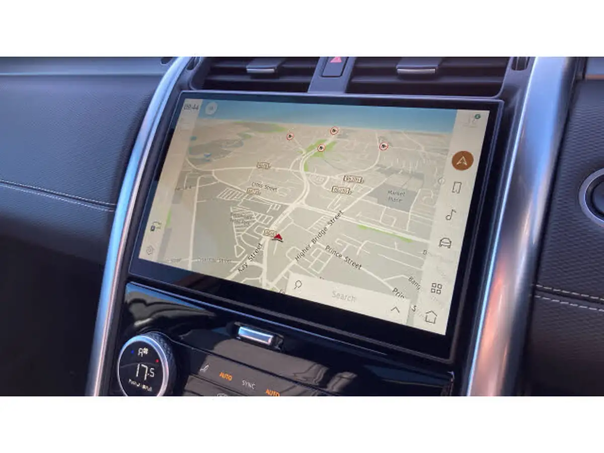 2022-land-rover-discovery-30-d300-r-dynamic-hse-big-10