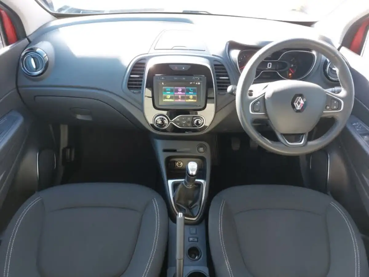 2019-renault-captur-13-tce-iconic-130bhp-ss-big-2