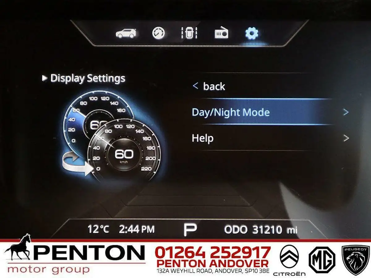 2021-kgm-ssangyong-tivoli-15-ultimate-auto-big-38