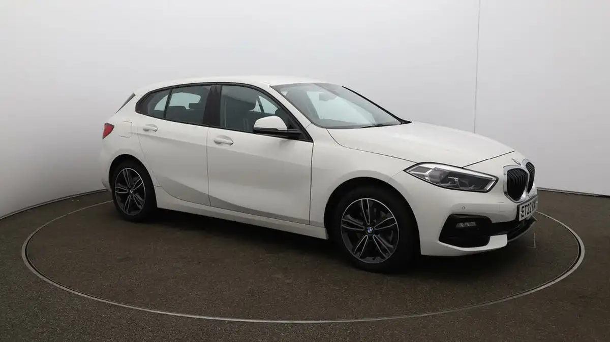 2022-bmw-1-series-15-118i-sport-dct-big-37