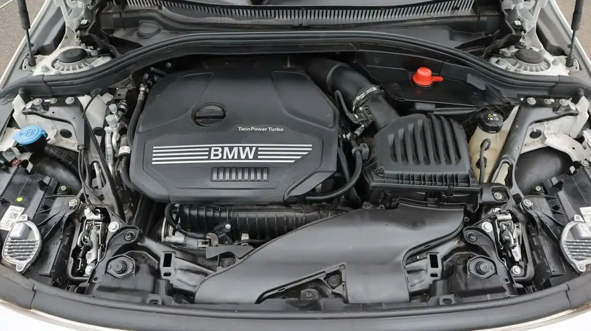2022-bmw-1-series-15-118i-sport-dct-big-19