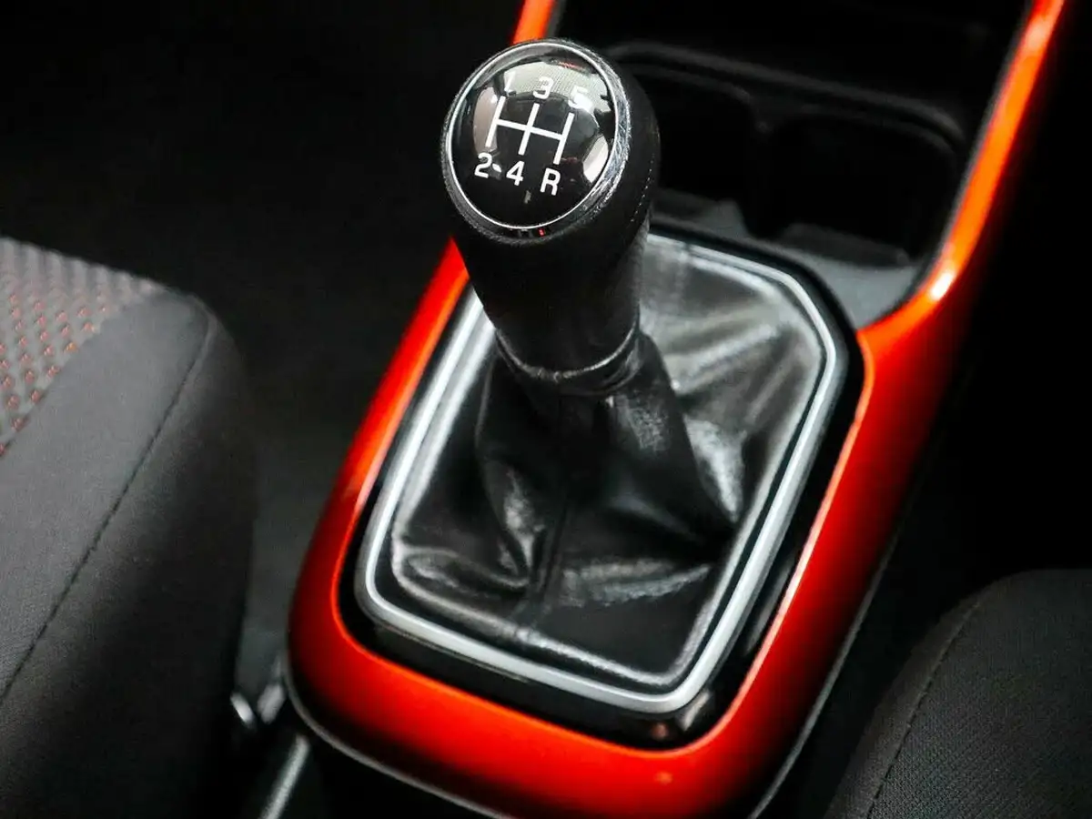 2018-suzuki-ignis-12-dualjet-sz3-big-28