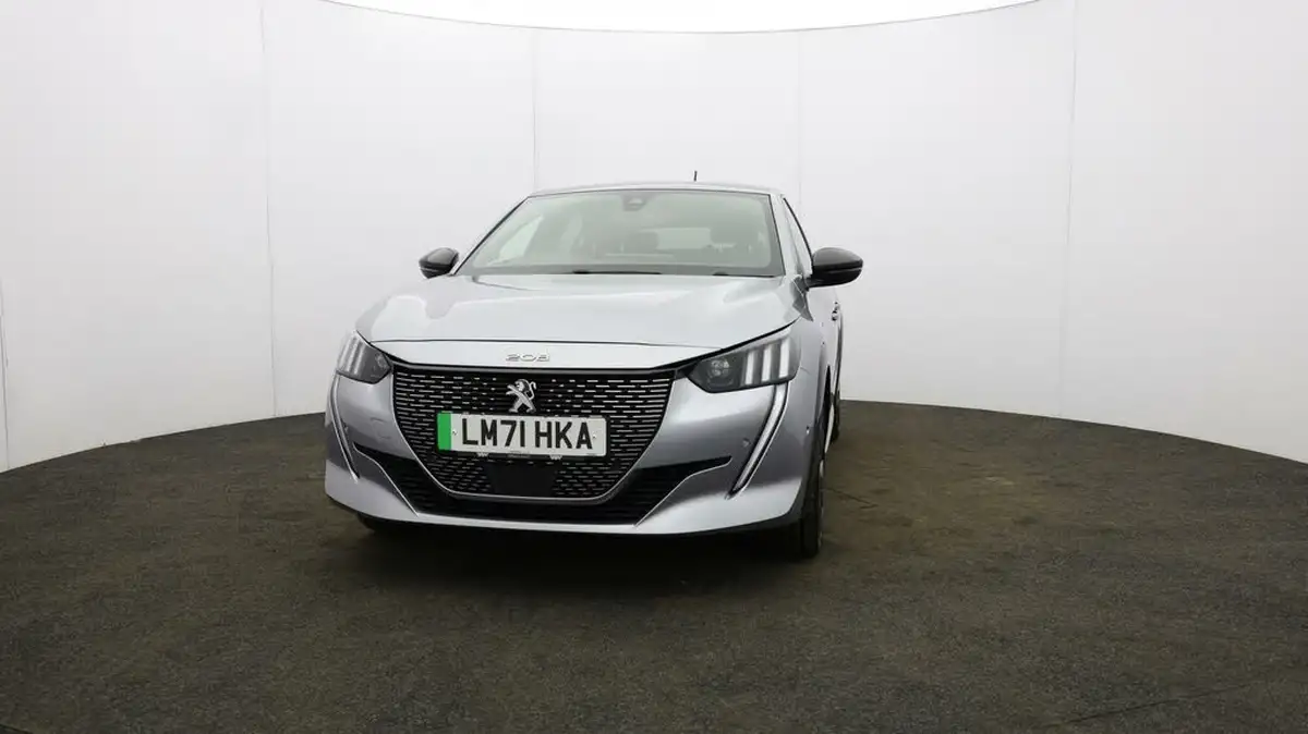 2021-peugeot-208-e-gt-premium-big-33