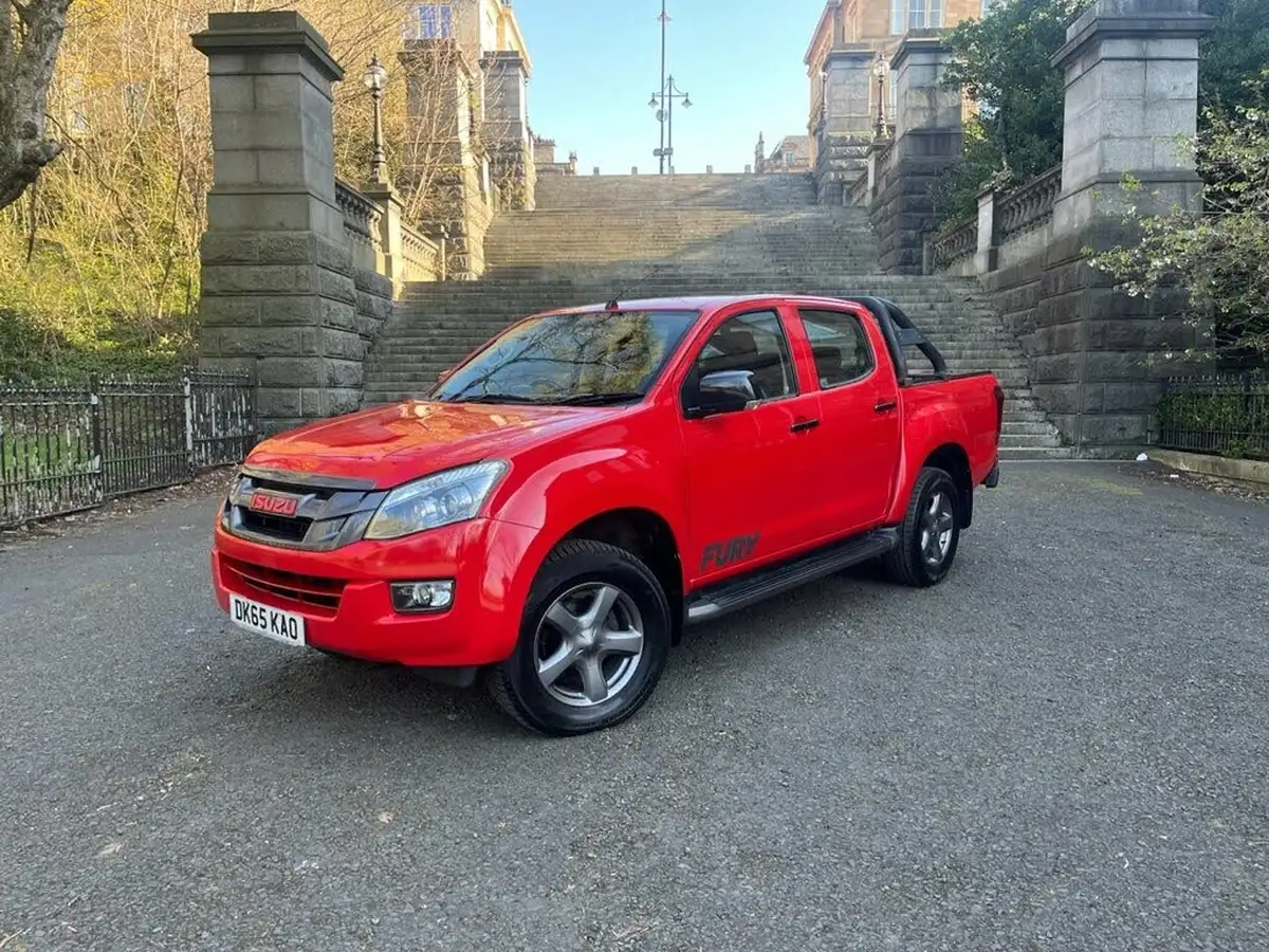 2015-isuzu-d-max-25td-fury-big-28