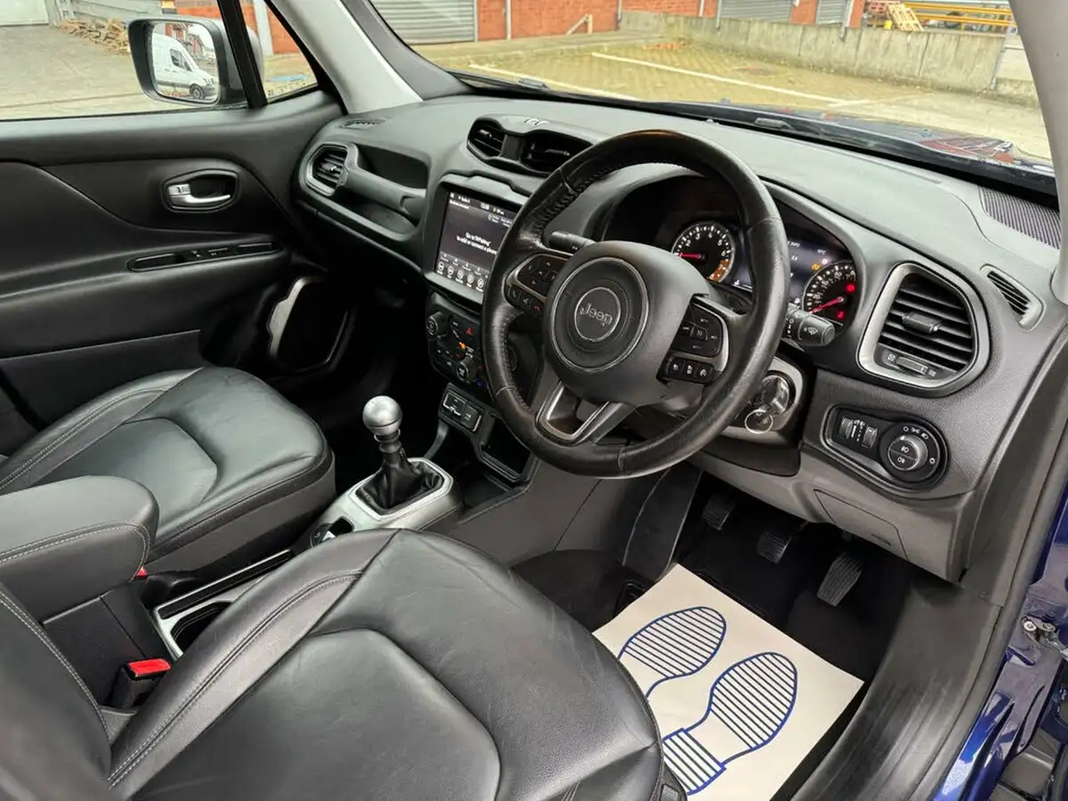 2018-jeep-renegade-10-gse-limited-big-9