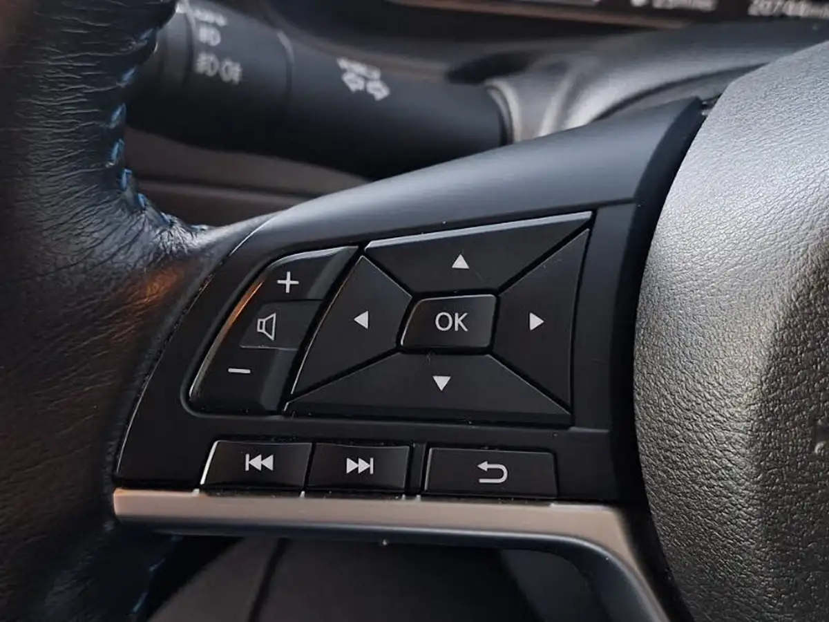 2021-nissan-leaf-e-n-connecta-big-14