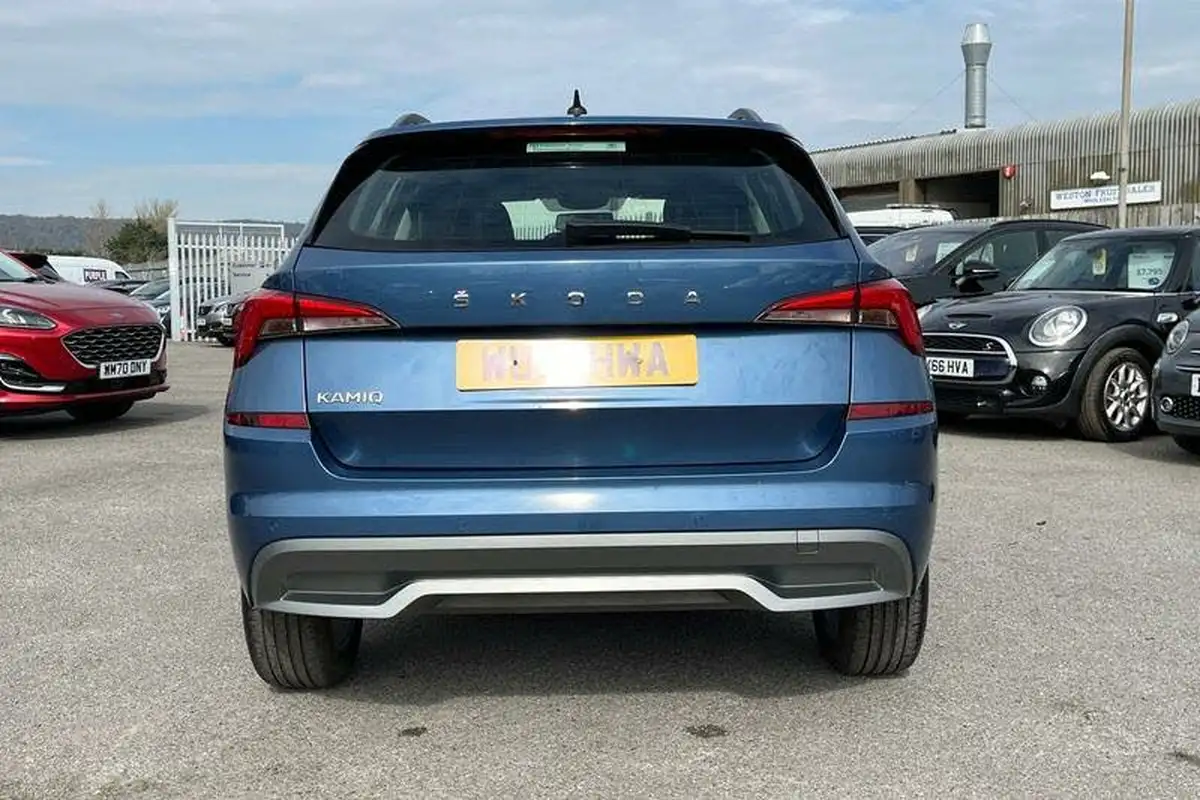 2021-skoda-kamiq-10-tsi-se-95ps-big-38