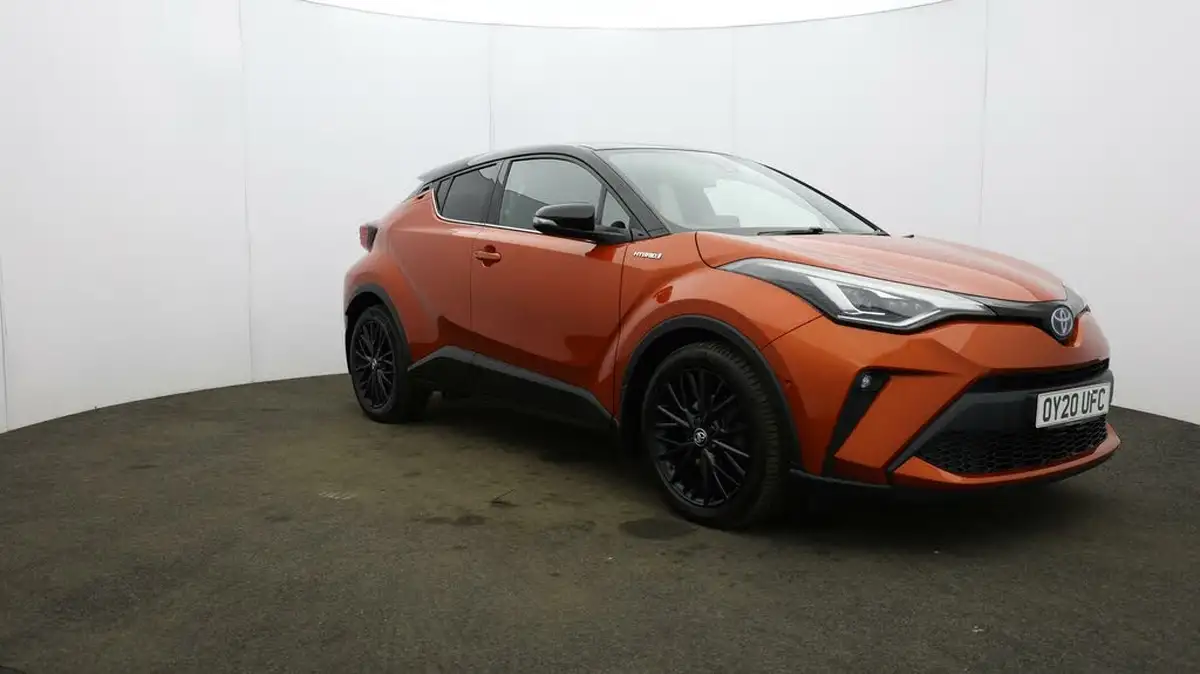 2020-toyota-c-hr-20-vvt-i-orange-edition-big-0