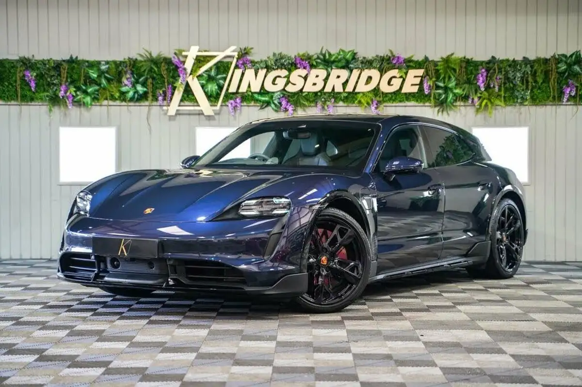 2023-porsche-taycan-e-turbo-s-cross-turismo-big-0