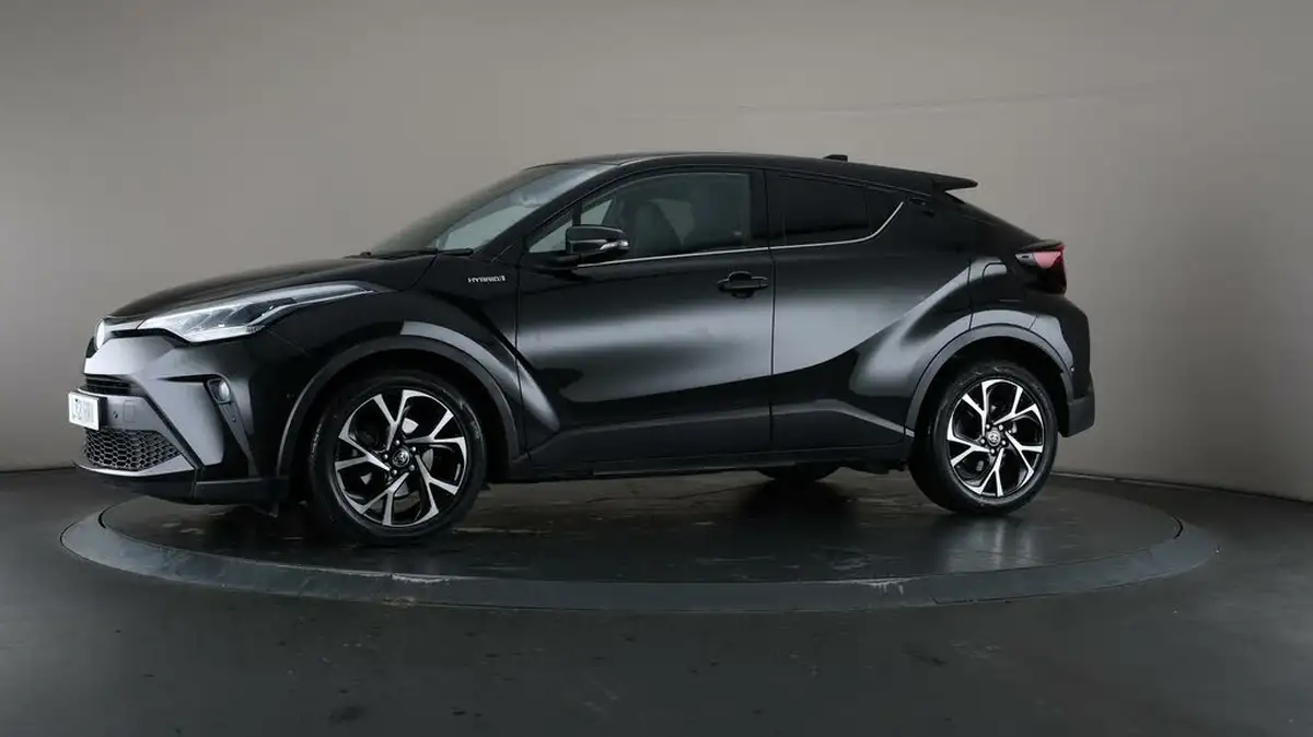2021-toyota-c-hr-18-vvt-i-design-big-34