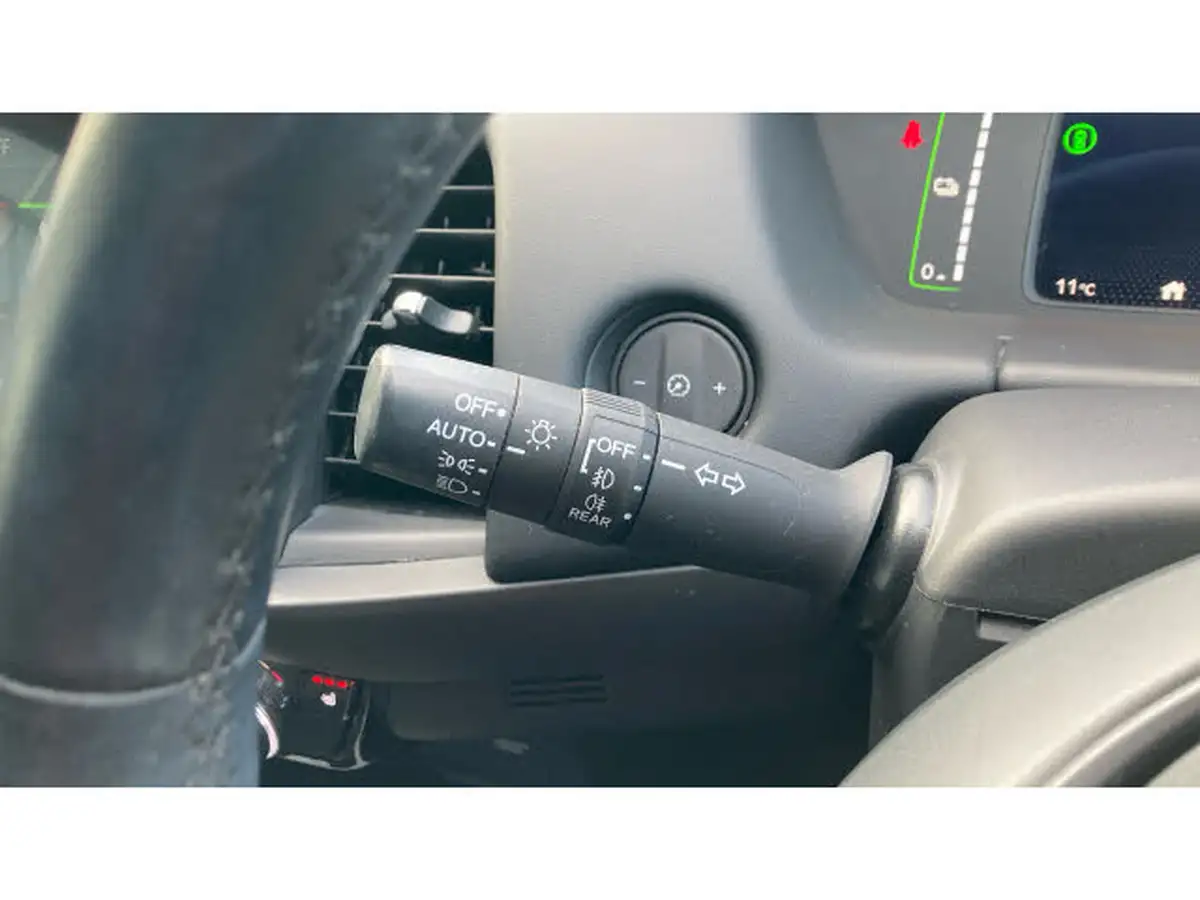 2022-honda-jazz-15-i-mmd-ex-107ps-big-18