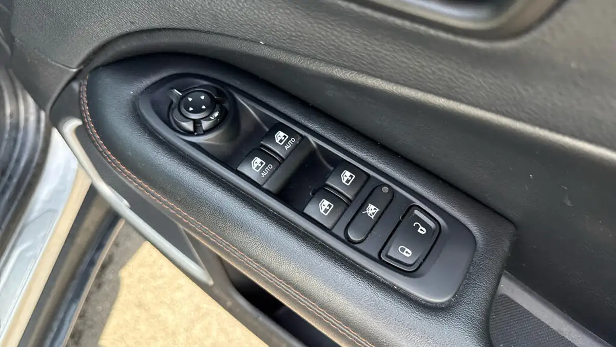 2019-jeep-compass-14-multiair-ii-limited-168bhp-4x4-auto-big-25