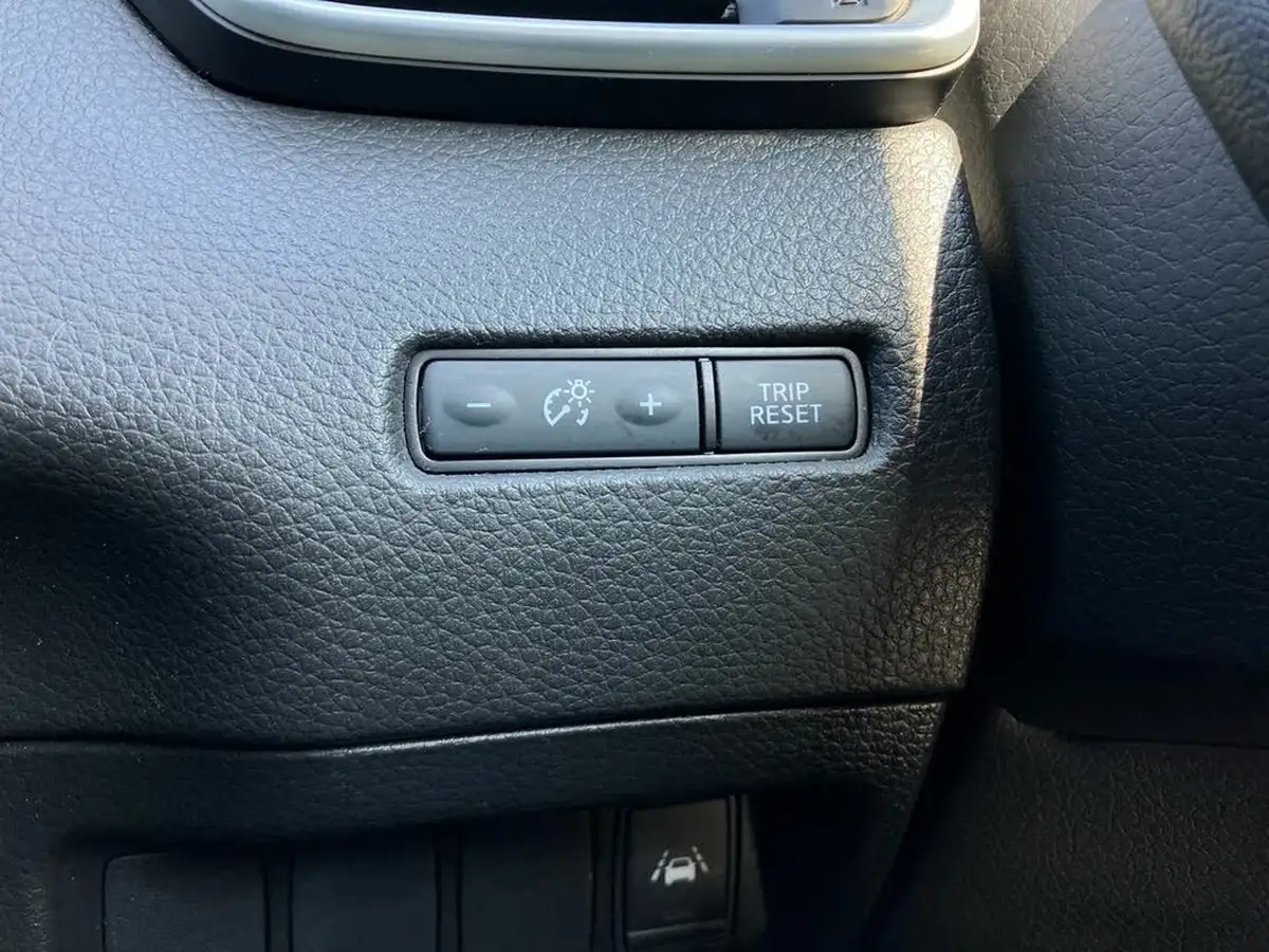 2020-nissan-qashqai-13-dig-t-tekna-160ps-big-26