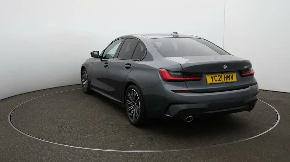 2021-bmw-3-series-20-318i-m-sport-saloon-4d-big-54